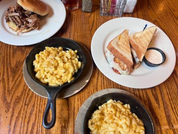 Puckett's Dinner - UTC Student Blog